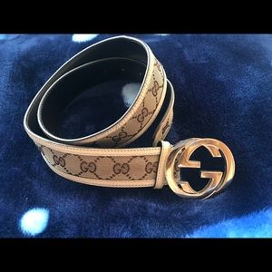 **SOLD** Gucci Women’s Belt